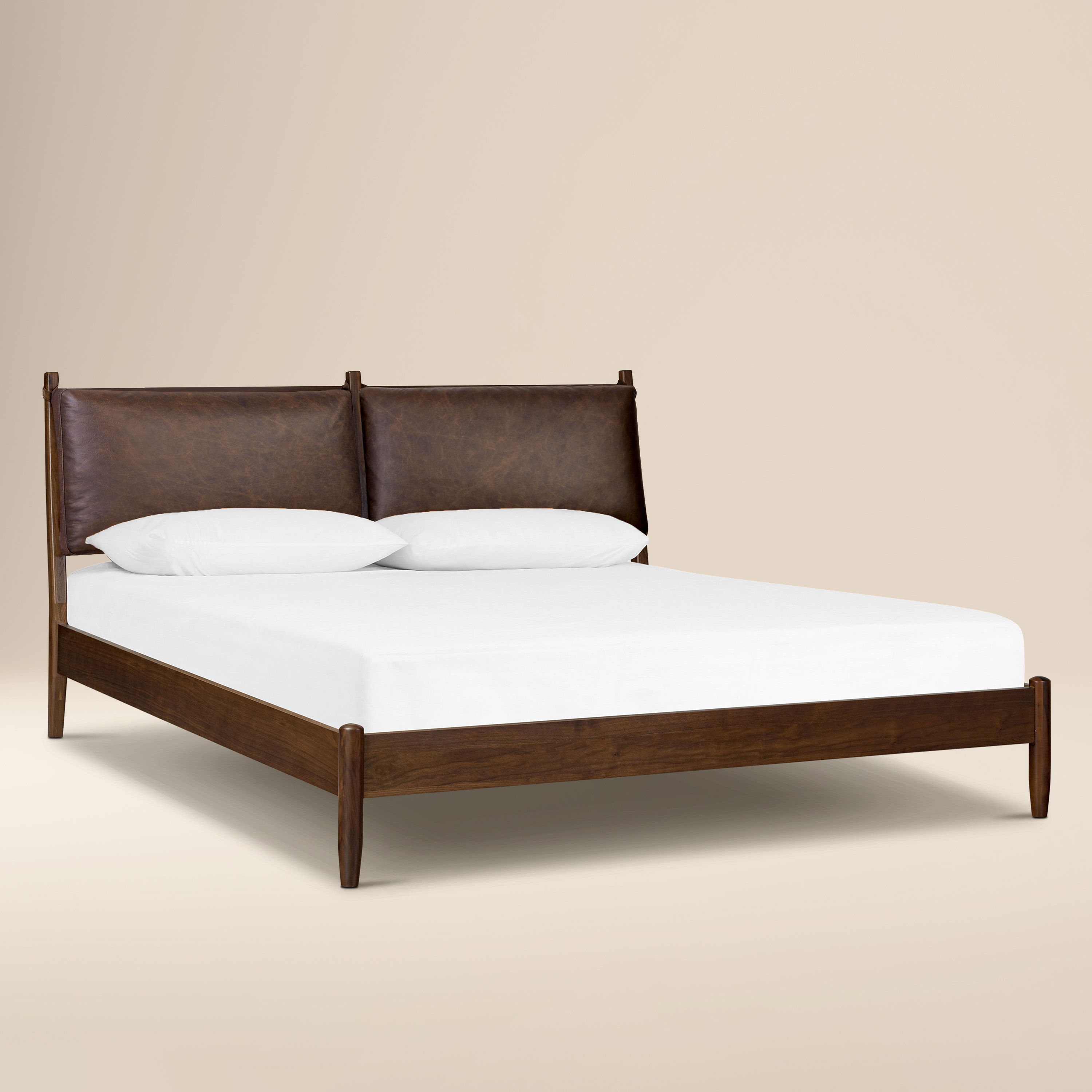 Lit avec coussins en cuir | Marron bridon | King