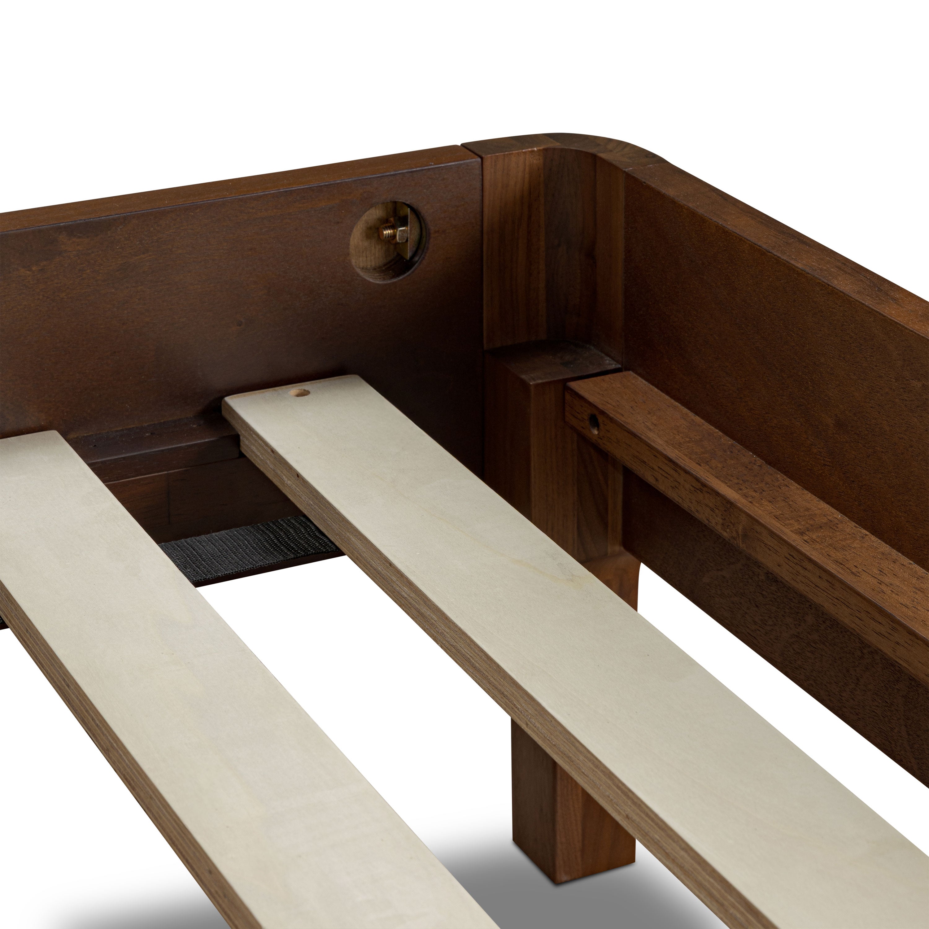 Lit bas avec tables de chevet | Noyer | Queen